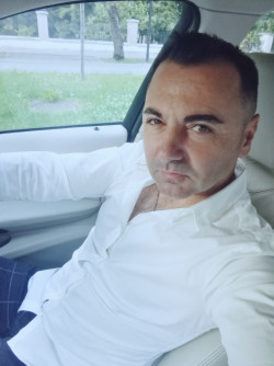Anunt BARBATI în Bistrița - Discreție totala... 🍷🍷 [1]. 
