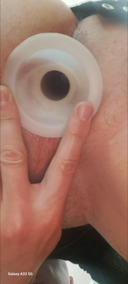 Anunt GAY în Brașov - Patrunde-ma ... [1]. 