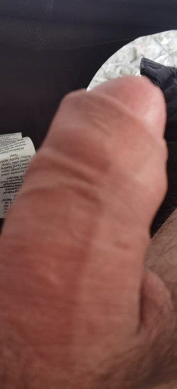 Anunt BARBATI în București - Caut cupluri sau femeie [1]. 