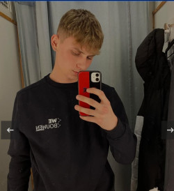 Anunt GAY în Botoșani - Ma las futut in gura de băieți de 18 ani [1]. 