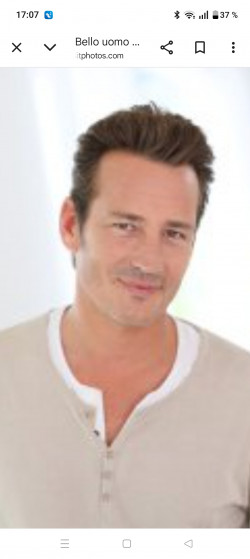 Anunt BARBATI în Craiova - Bărbat generos caut tânără pentru companie  [1]. 