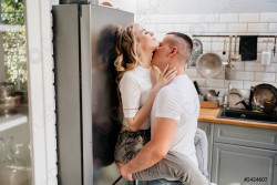 Anunt BARBATI în București - Exclusiv pentru femei  [1]. 