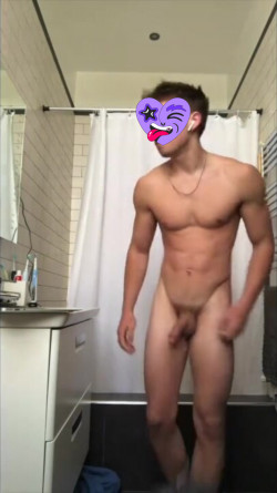 Anunt BARBATI în Iași - TANAR SUPUS LA DISPOZITIA DOAMNELOR [1]. 