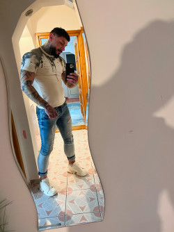 Anunt VIDEOCHAT ONLYFANS în Oradea - Caut colegă deschisă la minte  [1]. 
