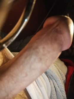 Anunt CUPLURI LIBERALE în București - Bună. Mai presus de toate, dragostea, respectul și încredere [1]. 