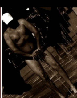 Anunt BARBATI în Iași - Manierat, caut cuplu sau femeie [1]. 