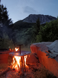 Anunt BARBATI în București - Căsătorit caut doamna/domnișoara pentru FWB [1]. 