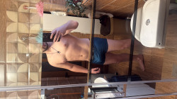 Anunt BARBATI în Oradea - Doamne domnișoare fete femei maxim 70 [1]. 