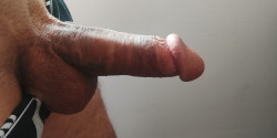 Anunt BARBATI în Iași -  Caut doamne care vor limbi in pizdda dinPlăcere dotat19 cm  [1]. 
