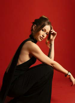 Anunt MATRIMONIALE în București - Buna În căutarea unui bărbat [1]. 