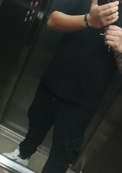 Anunt BARBATI în București - Intalniri discrete doar pentru tine ! [1]. 