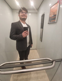 Anunt BARBATI în București - Ofer companie selectă și discreție Doamnelor Mature [1]. 