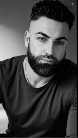 Anunt BARBATI în București - Femei care vor sex  [1]. 