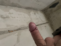 Anunt FEMEI în Brașov - Bărbat dornic de sex ,pentru orice femeie sau cuplu  [1]. 
