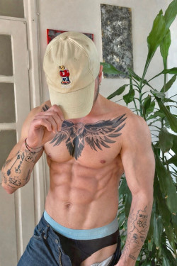 Anunt GAY în Brașov - Luca Top Boy  [1]. 