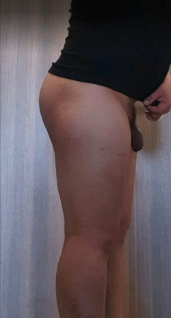 Anunt GAY în București - Caut Activ dotat cu peste 17cm  [1]. 