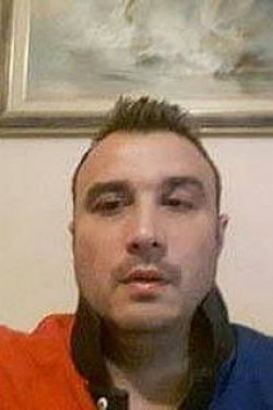 Anunt BARBATI în Iași - Domn 45 de ani aspect fizic plăcut  [1]. 