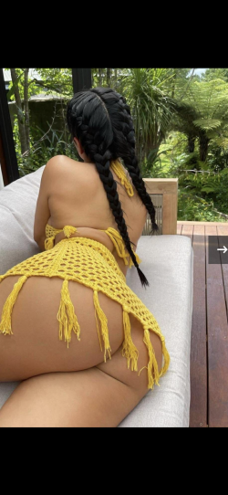 Anunt BARBATI în Caraș-Severin - Brunetă escortă senzuală  [1]. 
