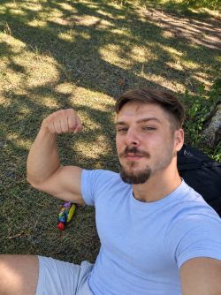 Anunt GAY în Brașov - MasterTopFf21 [1]. 