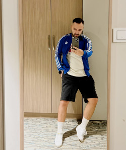 Anunt GAY în București - VP caut A [1]. 