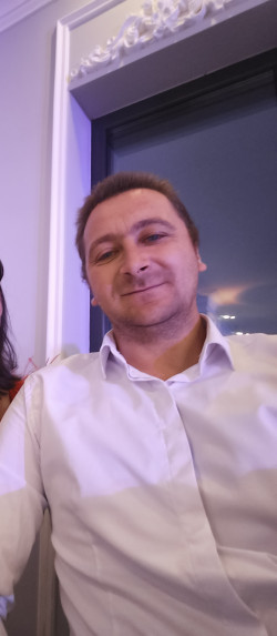 Anunt BARBATI în Neamț - Bărbat caut cupluri sau femei bineînțeles cer și ofer discre [1]. 