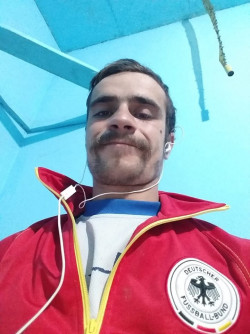 Anunt GAY în Timișoara - caut bărbați pentru întâlnire  [1]. 